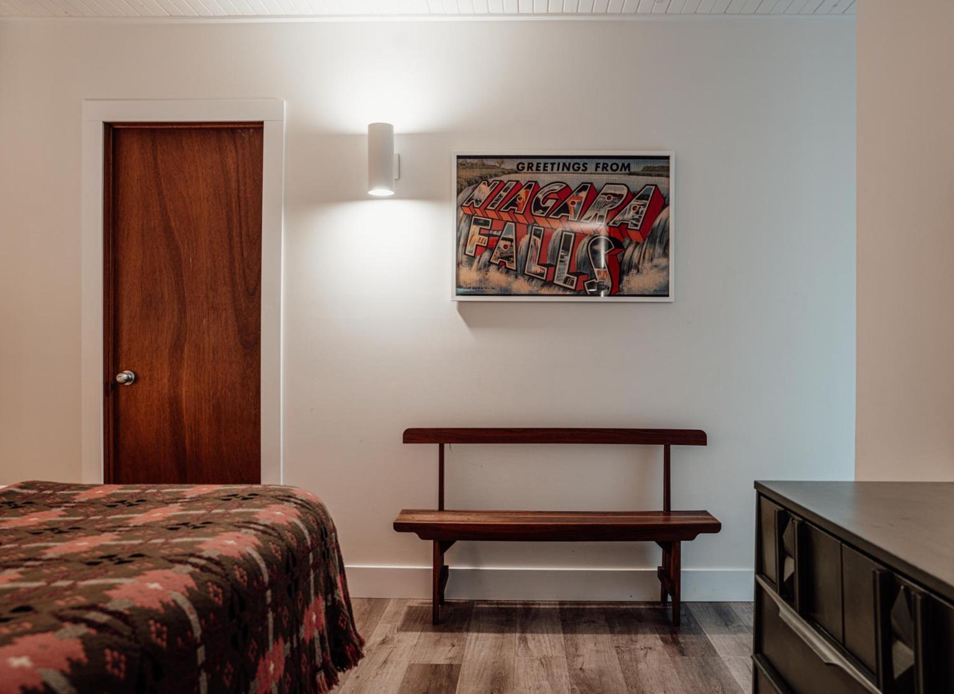 The Kent Motel Ниагара-он-те-Лейк Экстерьер фото
