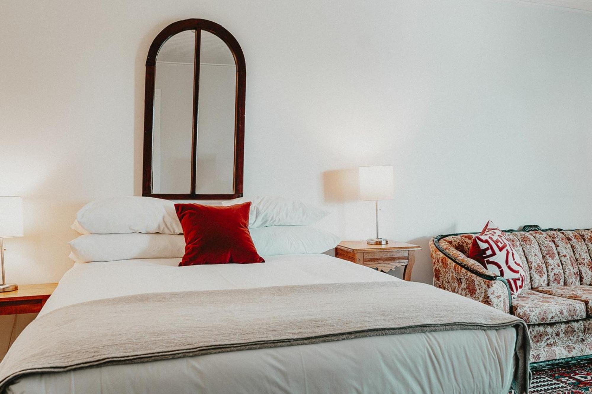 The Kent Motel Ниагара-он-те-Лейк Экстерьер фото