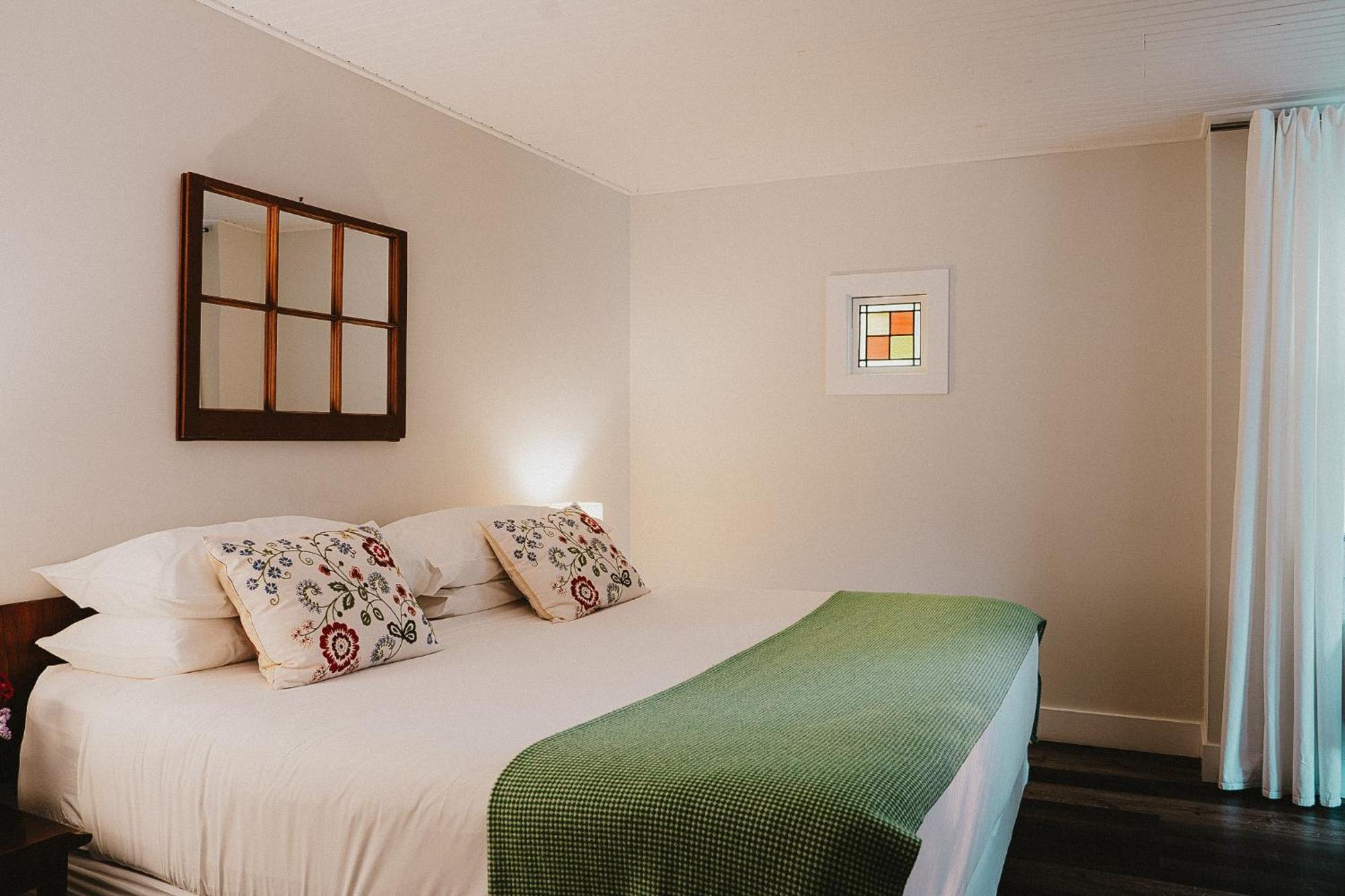 The Kent Motel Ниагара-он-те-Лейк Экстерьер фото
